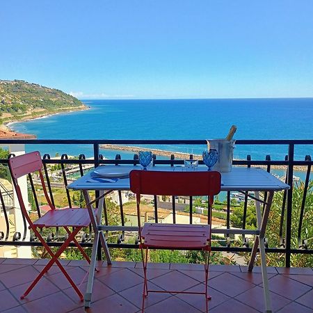Lighthouse Apartment San Lorenzo al Mare Ngoại thất bức ảnh