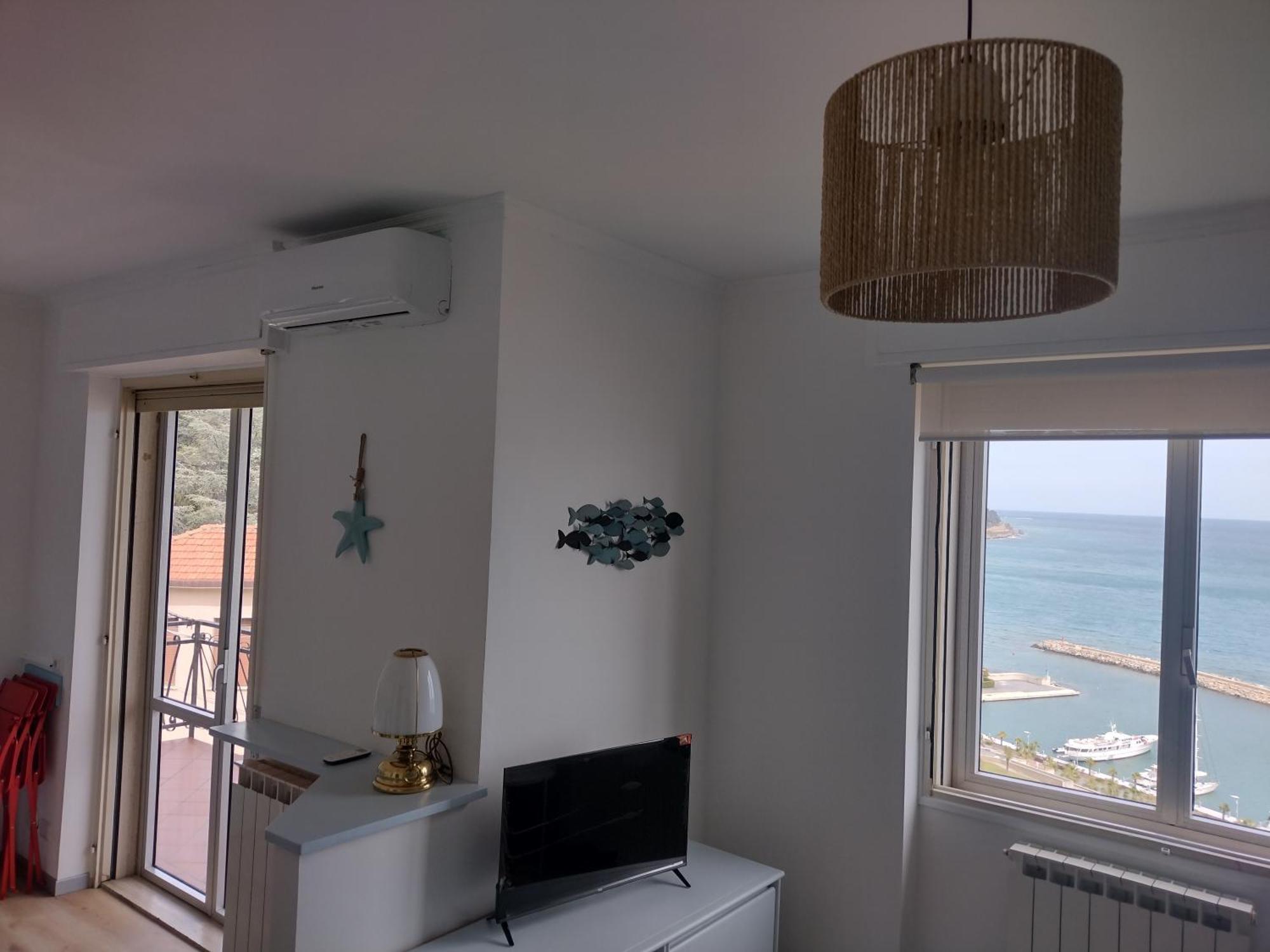 Lighthouse Apartment San Lorenzo al Mare Ngoại thất bức ảnh